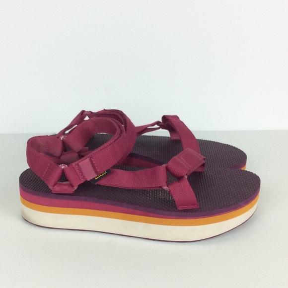 flatform sandals size 11
